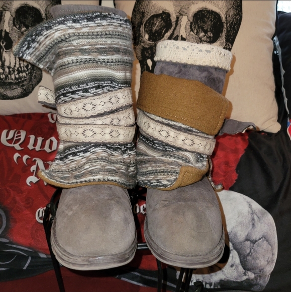 Muk luks southwestern strap belt Nikki 3-in-1 styles pull on gray suede boots 10 - Picture 15 of 17
